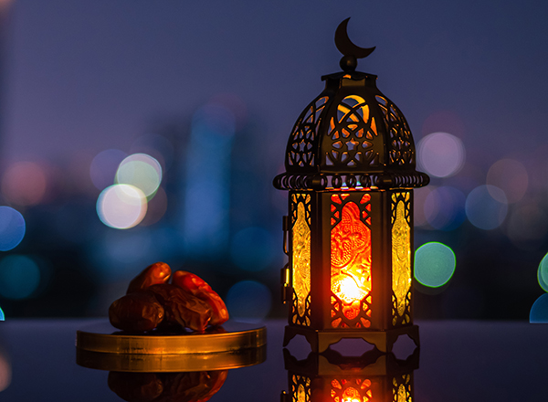 Photo of lamps and Ramadan commemorative items