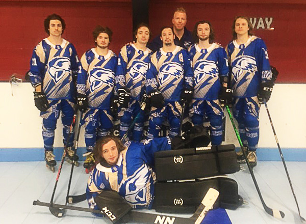 team photo of the HFC roller hockey team