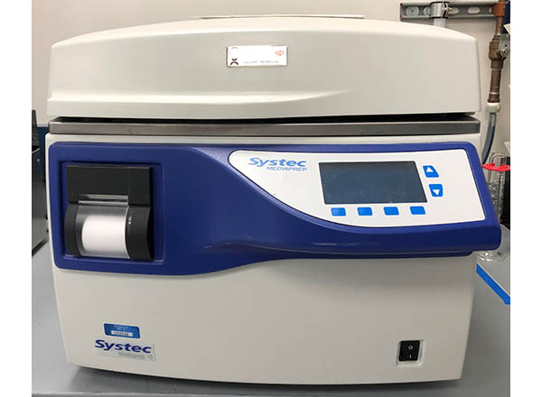 Through NSF International, HFC alumnus Atwain Atwain is donating a Systec MediaPrep, an automatic process that mixes, heats, and sterilizes agar media. 