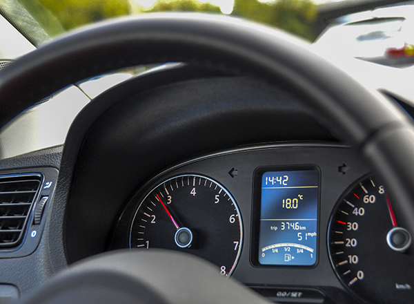 Auto dashboard and steering wheel