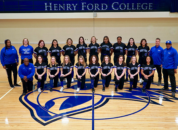 Team photo of the 2022-23 HFC softball team.