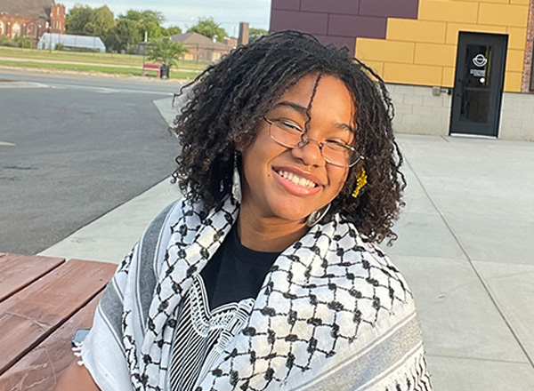 Aalillian Jones headshot