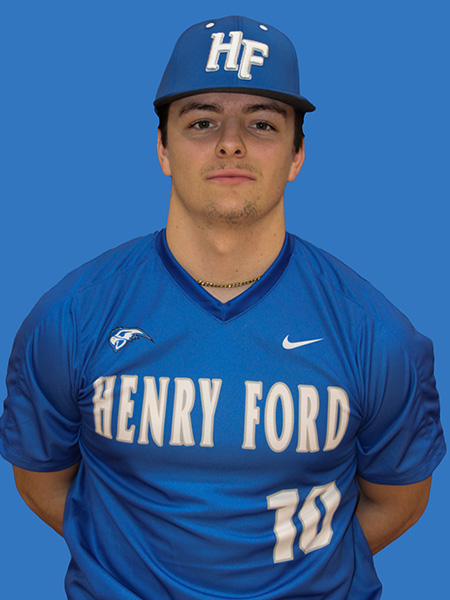 Headshot of Emmanuel Gutierrez