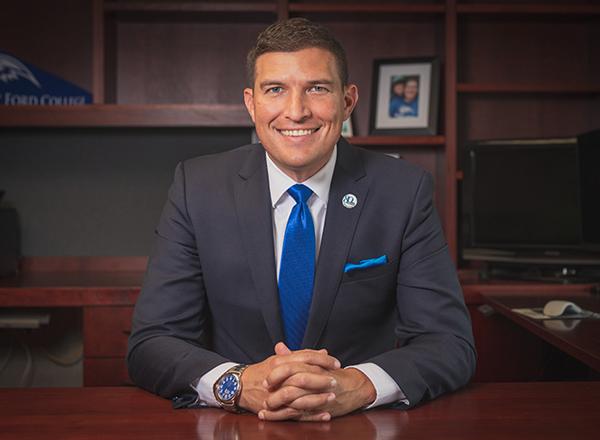 President Kavalhuna in his office