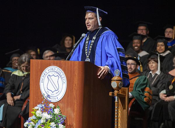 President Kavalhuna at podium
