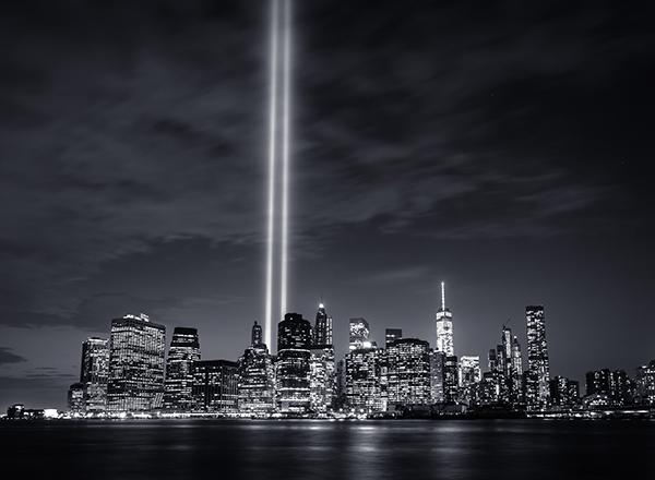 Image of NYC with twin light streams