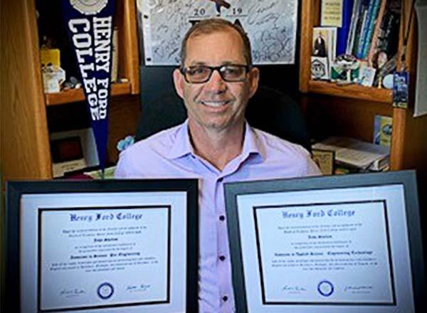 HFC alumnus John Shelton