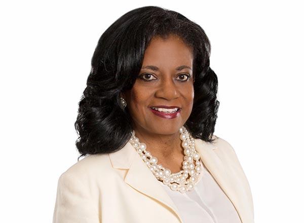 A headshot of Dr. Lisa Jones.