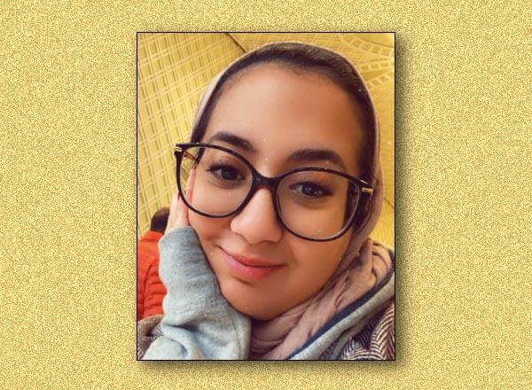 A headshot of Rose Albayat. 