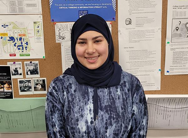 An image of Zena Aljilehawi.