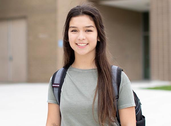 A headshot of Ellie MacDonald.