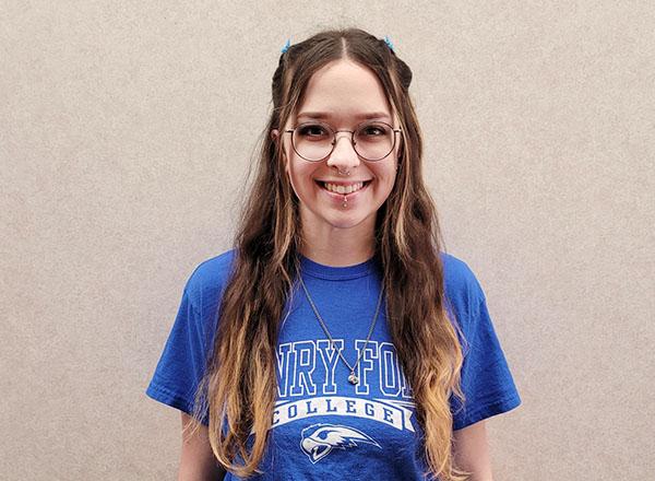 Portrait of Kat Peter.