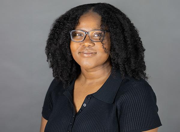 Headshot of Ashley Davis.