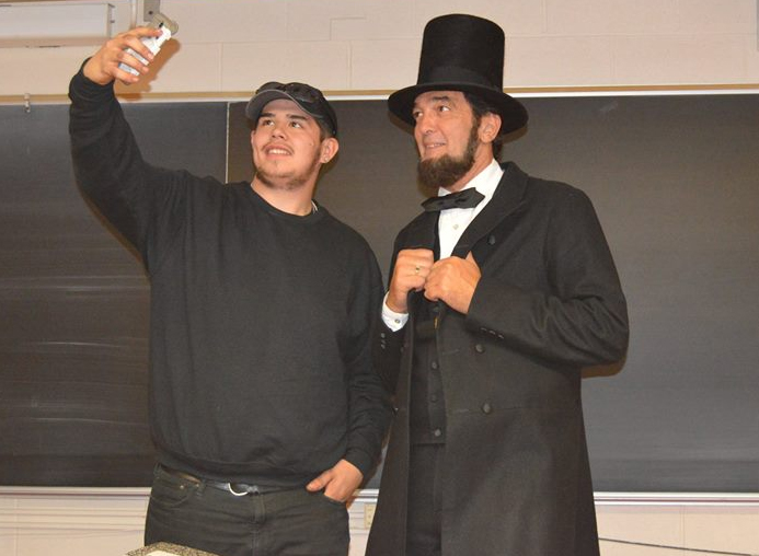 Lincoln impersonator Ron Carley with HFC student